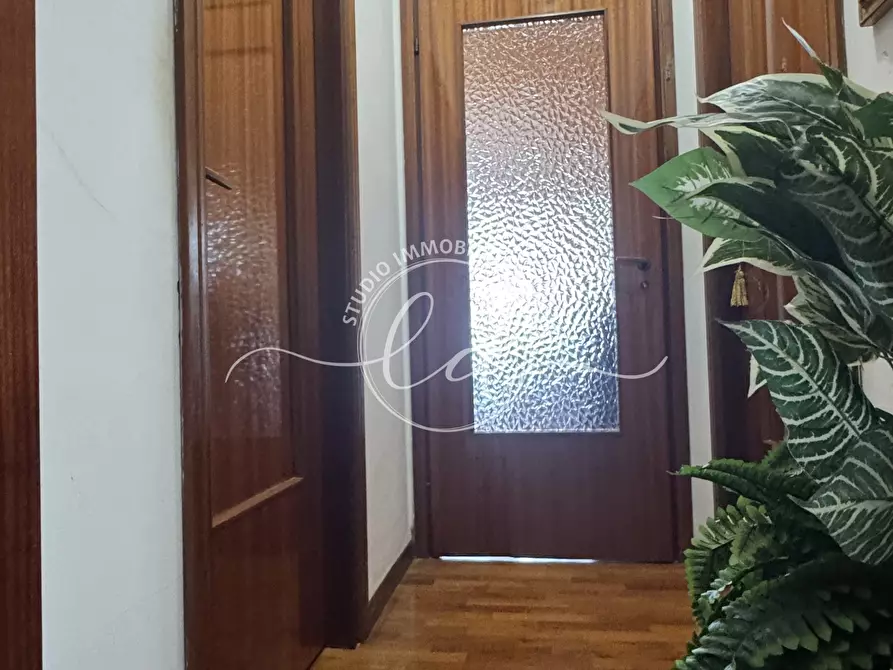 Immagine 35 di Quadrilocale in affitto  a Seravezza