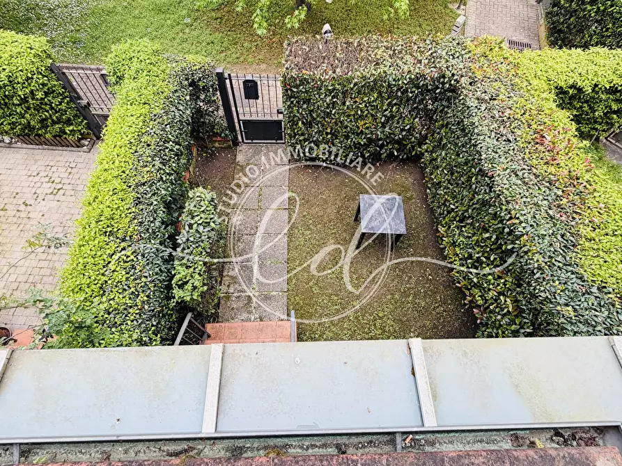 Immagine 38 di Villetta a schiera in vendita  a Pietrasanta