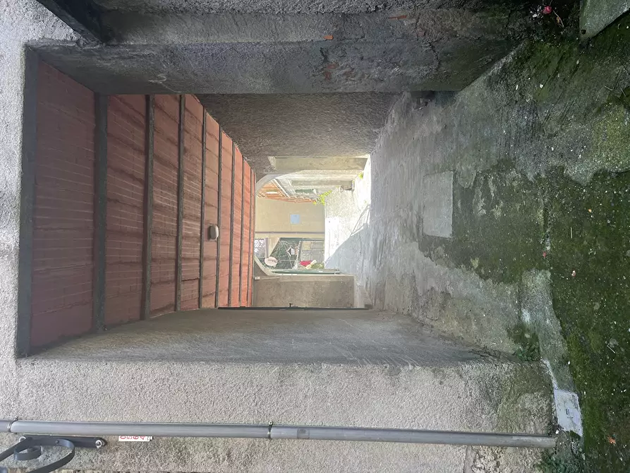 Immagine 27 di Porzione di casa in vendita  a Stazzema