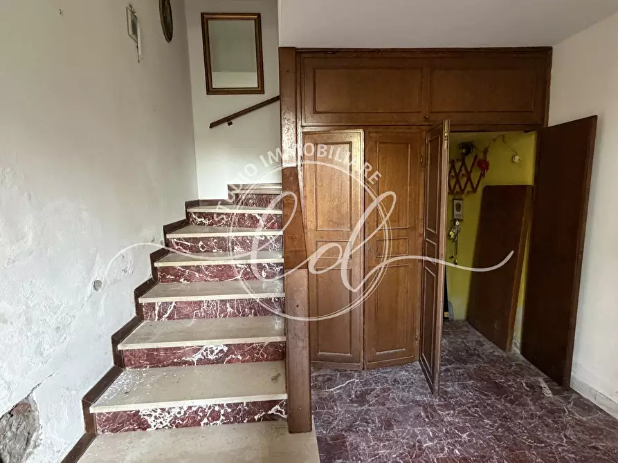 Immagine 9 di Porzione di casa in vendita  a Seravezza