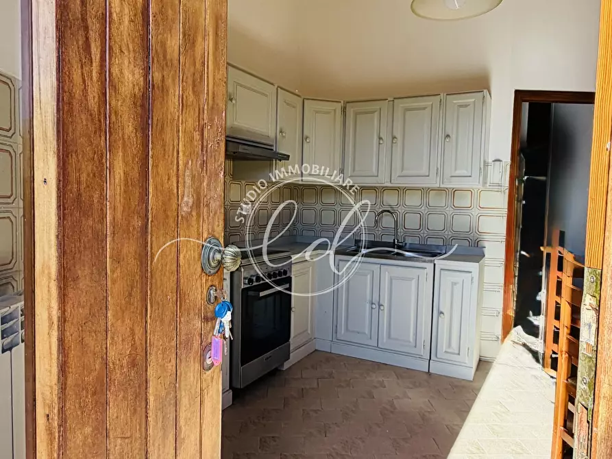 Immagine 3 di Casa indipendente in vendita  a Pietrasanta