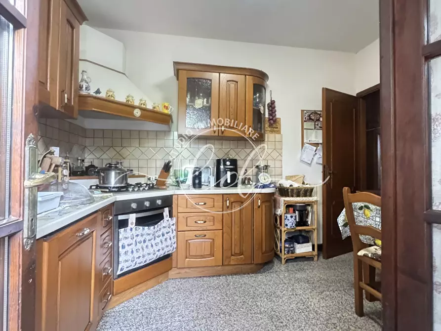 Immagine 12 di Villetta a schiera in vendita  a Seravezza