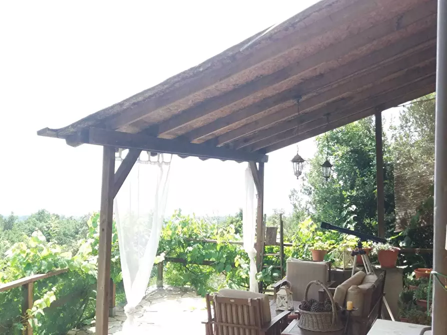 Immagine 31 di Porzione di casa in vendita  a Pietrasanta