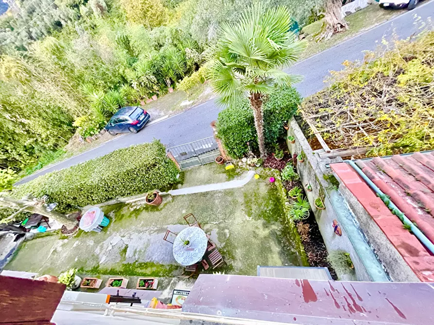 Immagine 85 di Porzione di casa in vendita  a Pietrasanta