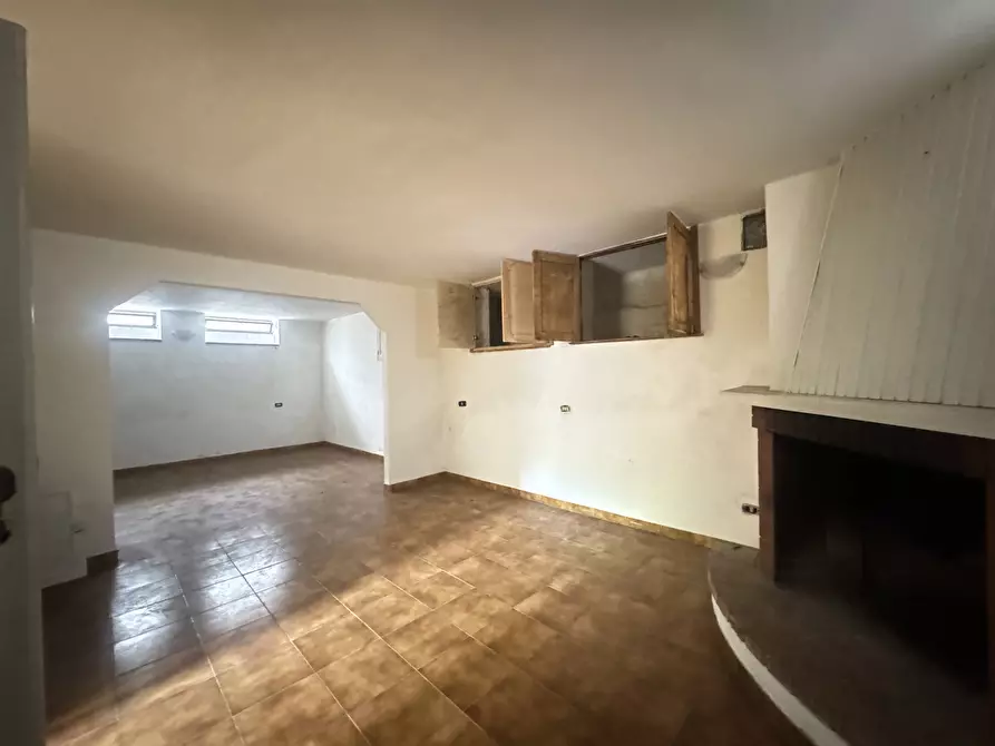 Immagine 41 di Porzione di casa in vendita  a Pietrasanta