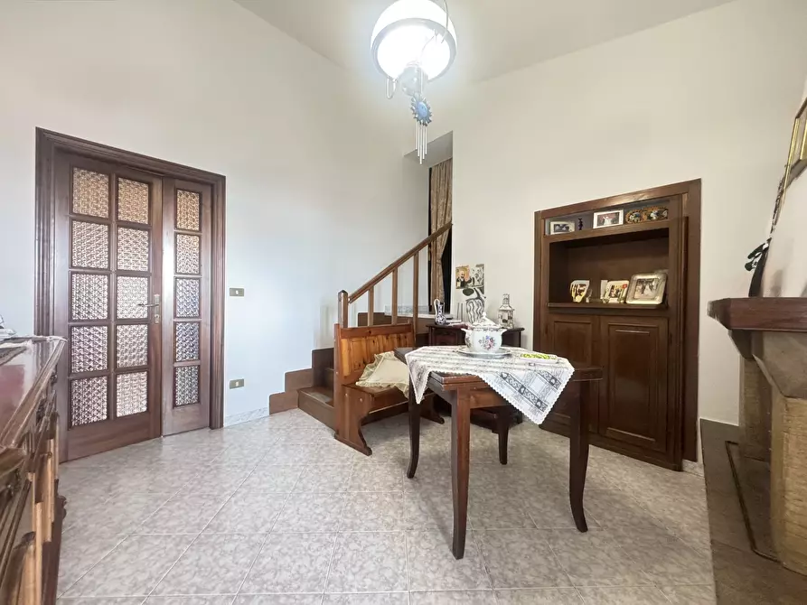 Immagine 19 di Quadrilocale in vendita  a Massa