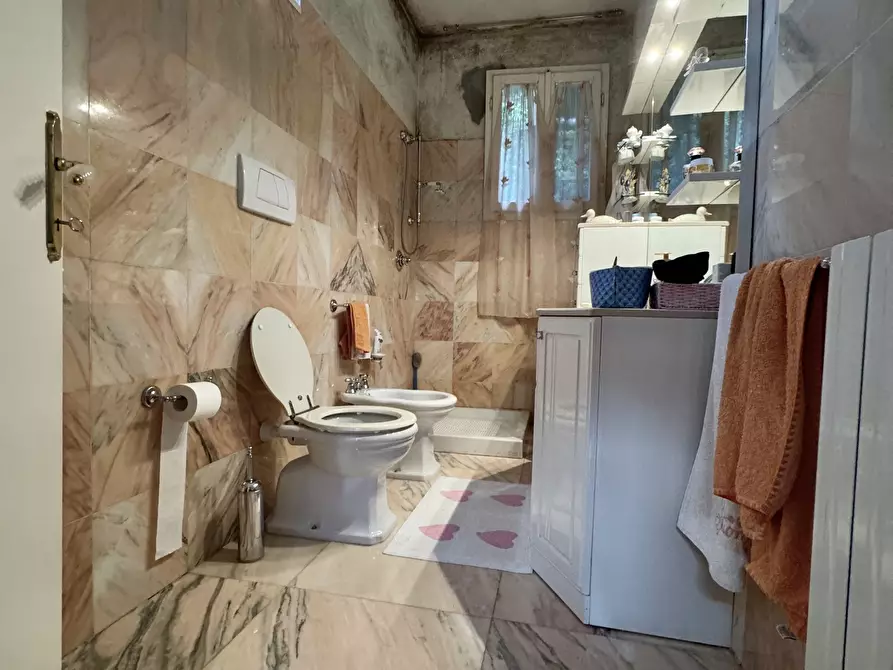 Immagine 21 di Terratetto in vendita  a Seravezza