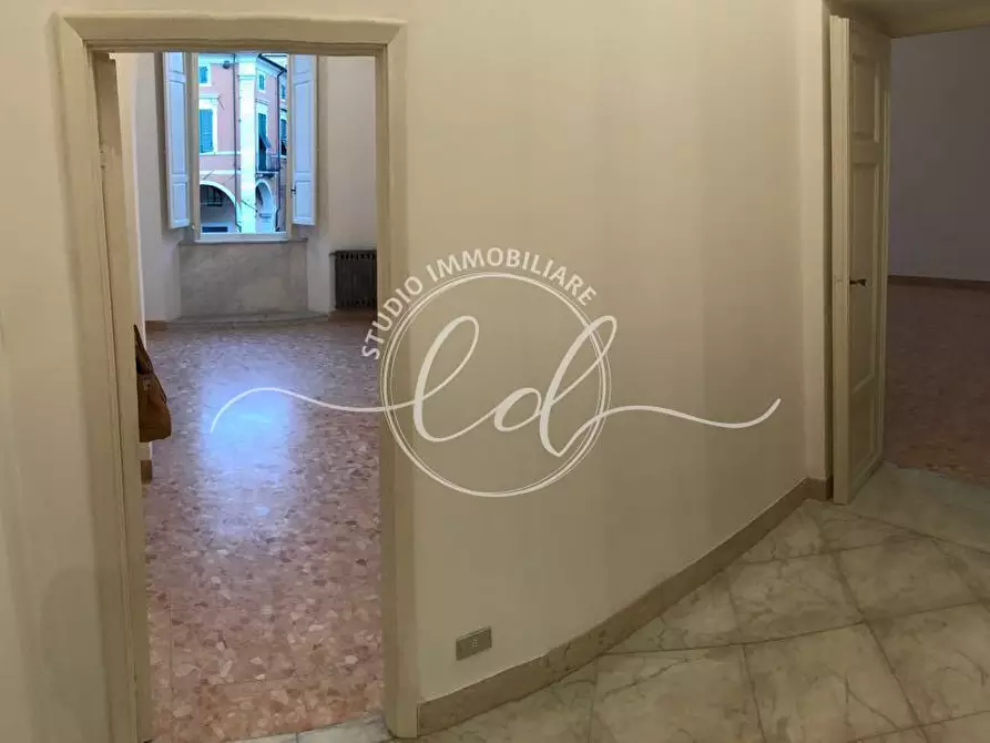 Immagine 7 di Quadrilocale in affitto  a Carrara