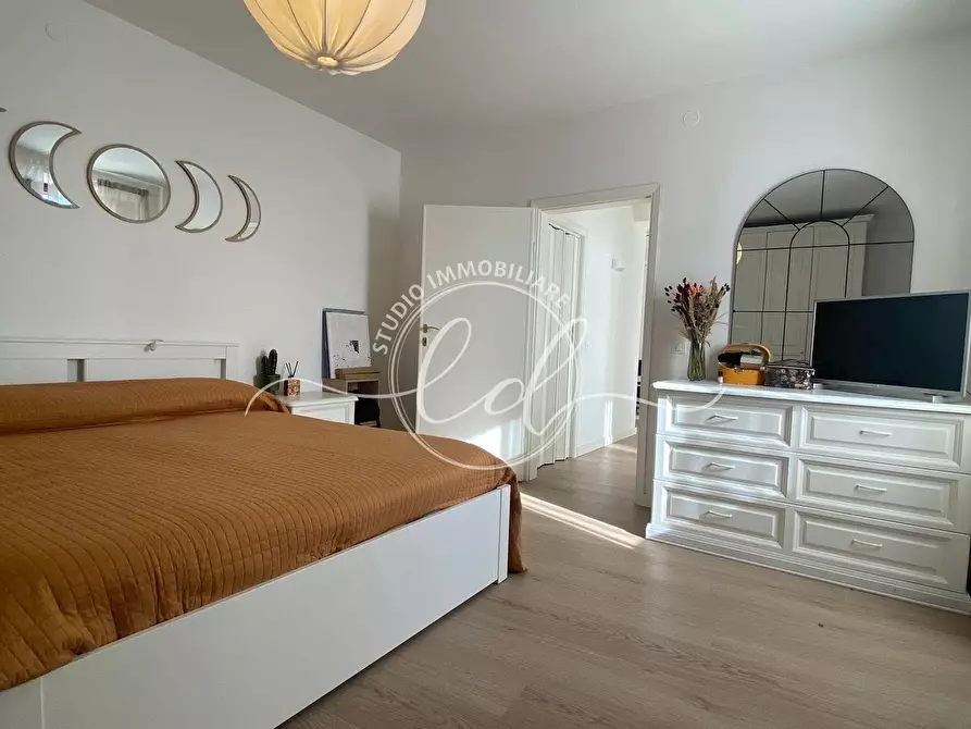 Immagine 4 di Trilocale in affitto  a Seravezza