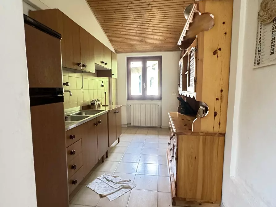 Immagine 22 di Porzione di casa in vendita  a Pietrasanta