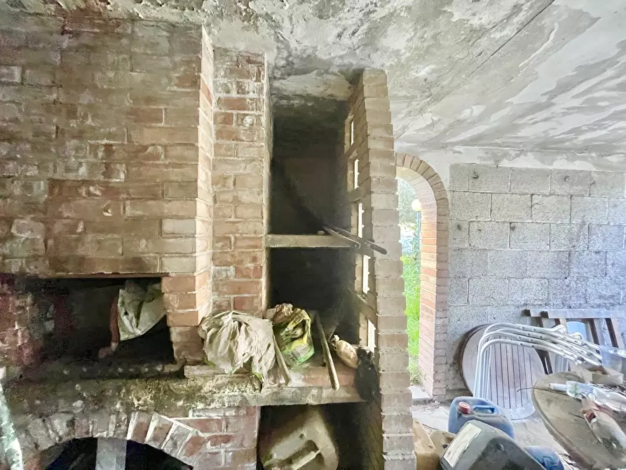 Immagine 3 di Casa indipendente in vendita  a Camaiore