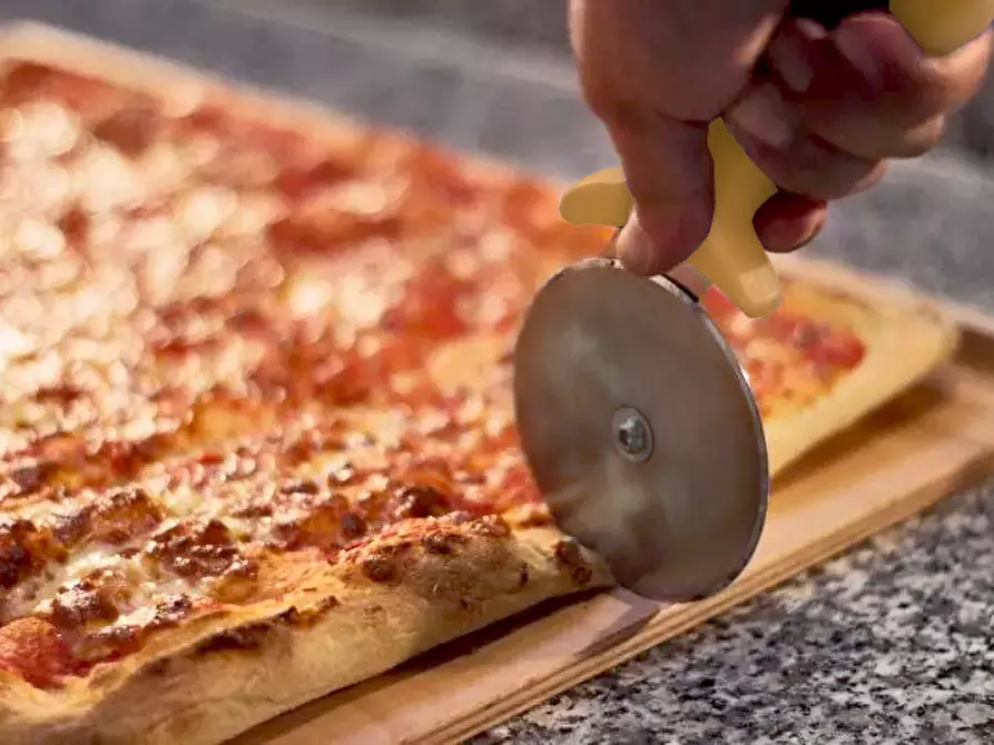 Immagine 2 di Pizzeria / Pub in vendita  a Anagni