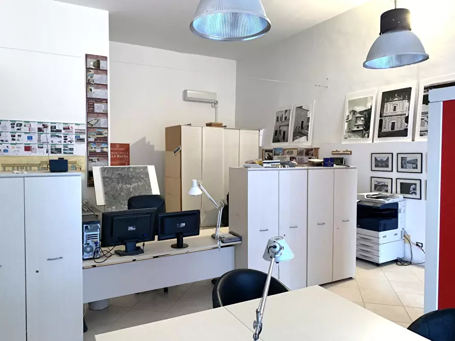 Immagine 1 di Locale commerciale in affitto  in Via Onorato Capo a Anagni