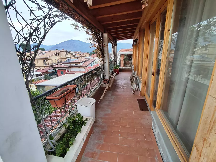 Immagine 10 di Trilocale in vendita  in Via Nicola Ricciotti 50 a Guidonia Montecelio