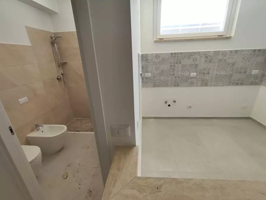 Immagine 16 di Villa in vendita  in Via Colleferro 64 a Guidonia Montecelio