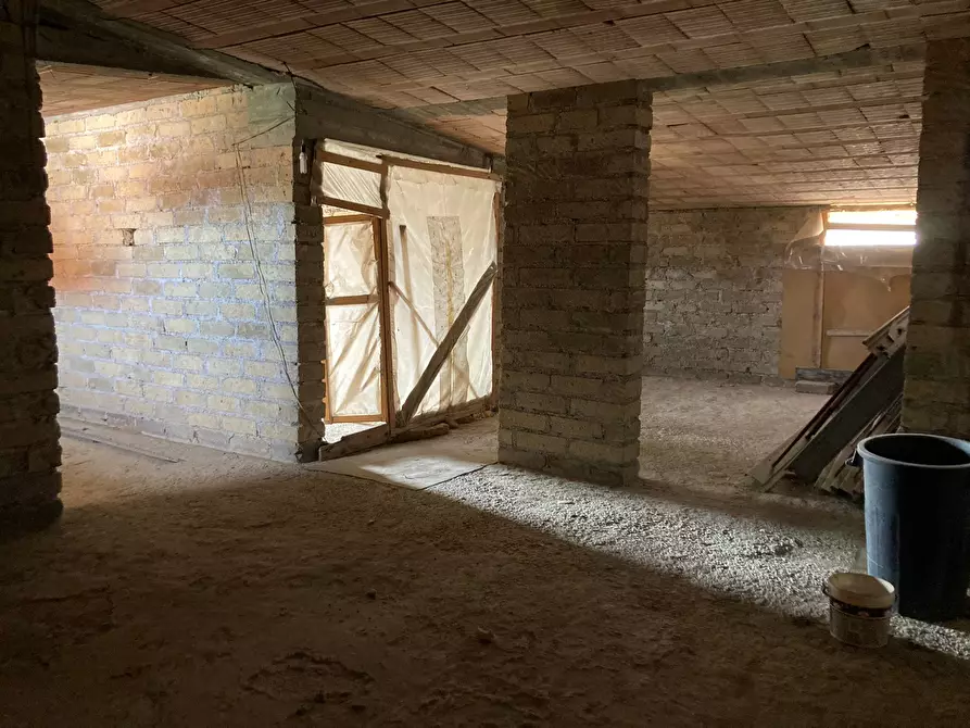 Immagine 2 di Quadrilocale in vendita  in Via De Pretis 28 a Guidonia Montecelio