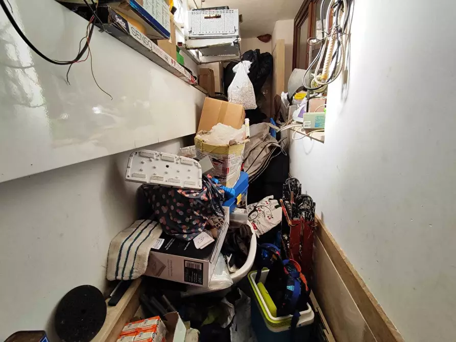 Immagine 33 di Trilocale in vendita  in Via Daniele Manin 3 a Guidonia Montecelio