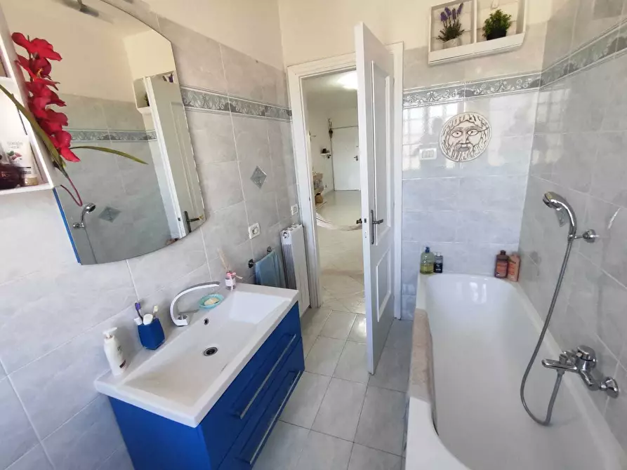 Immagine 15 di Villetta a schiera in vendita  in via colle mitriano 16 a Guidonia Montecelio