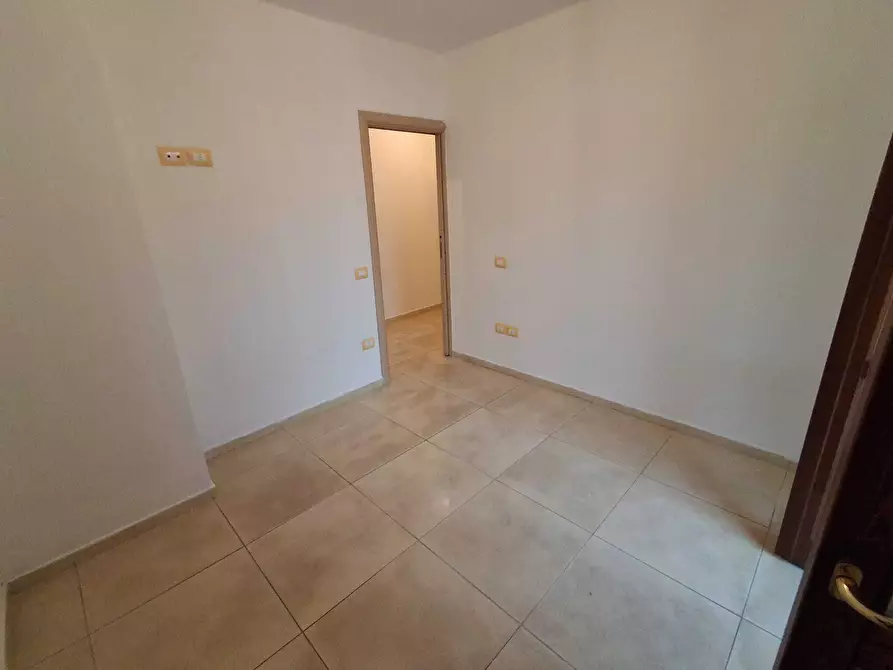 Immagine 27 di Trilocale in vendita  in via nicolo paganini a Guidonia Montecelio