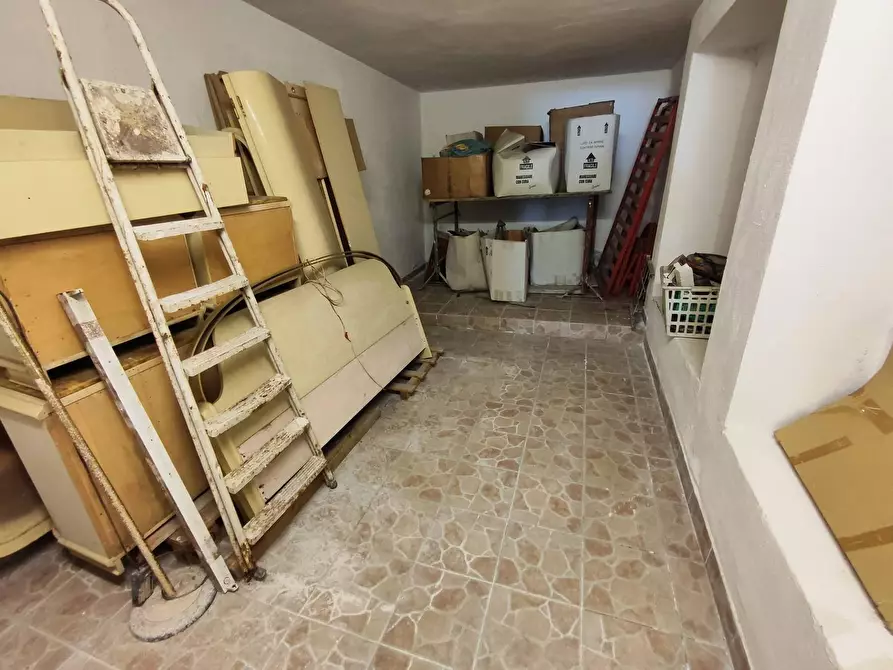 Immagine 9 di Garage in vendita  in Via Nazario Sauro 39 a Guidonia Montecelio