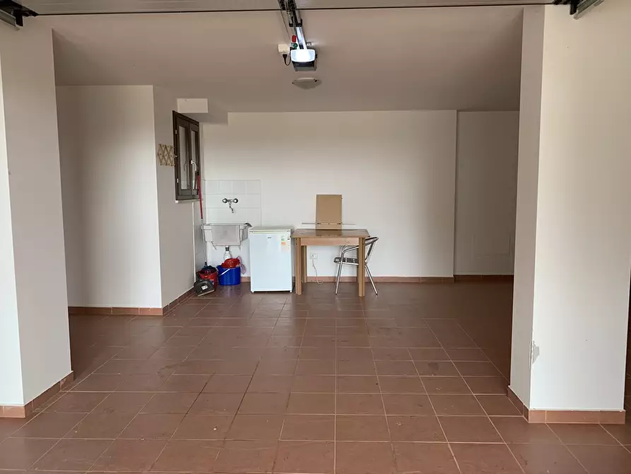 Immagine 3 di Casa trifamiliare in affitto  in Via Napoli a Ascoli Piceno