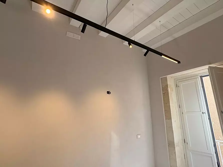 Immagine 7 di Quadrilocale in vendita  in Via delle Grazie a Siracusa