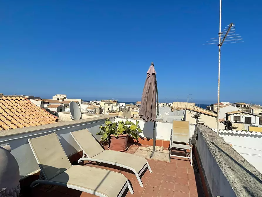 Immagine 2 di Quadrilocale in vendita  in Via Resalibera 41 a Siracusa