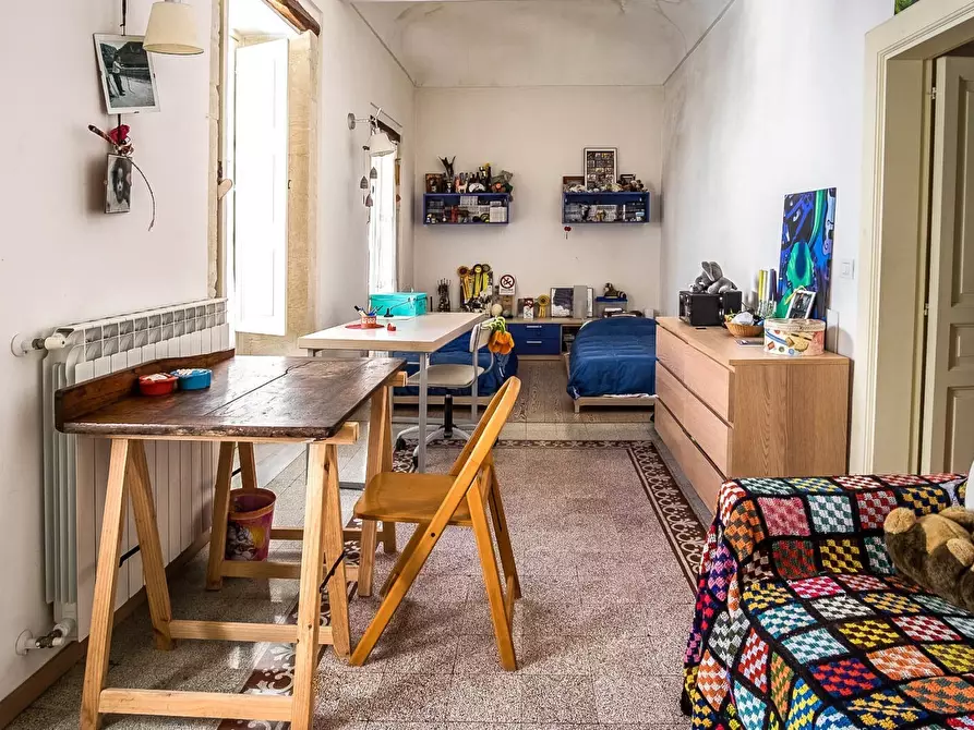 Immagine 10 di Appartamento in vendita  in VIA DELLA MAESTRANZA 72 a Siracusa