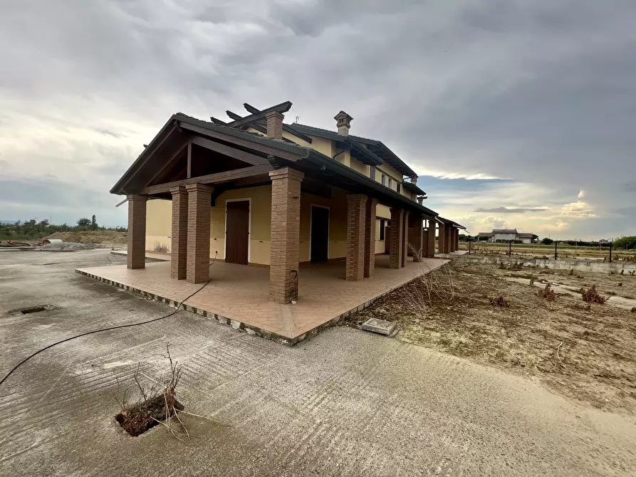 Immagine 23 di Porzione di casa in vendita  in via del Confine 3532 a Cesena