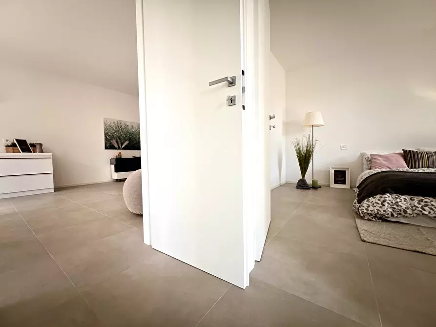 Immagine 23 di Trilocale in vendita  in via dei tulippani a Cervia