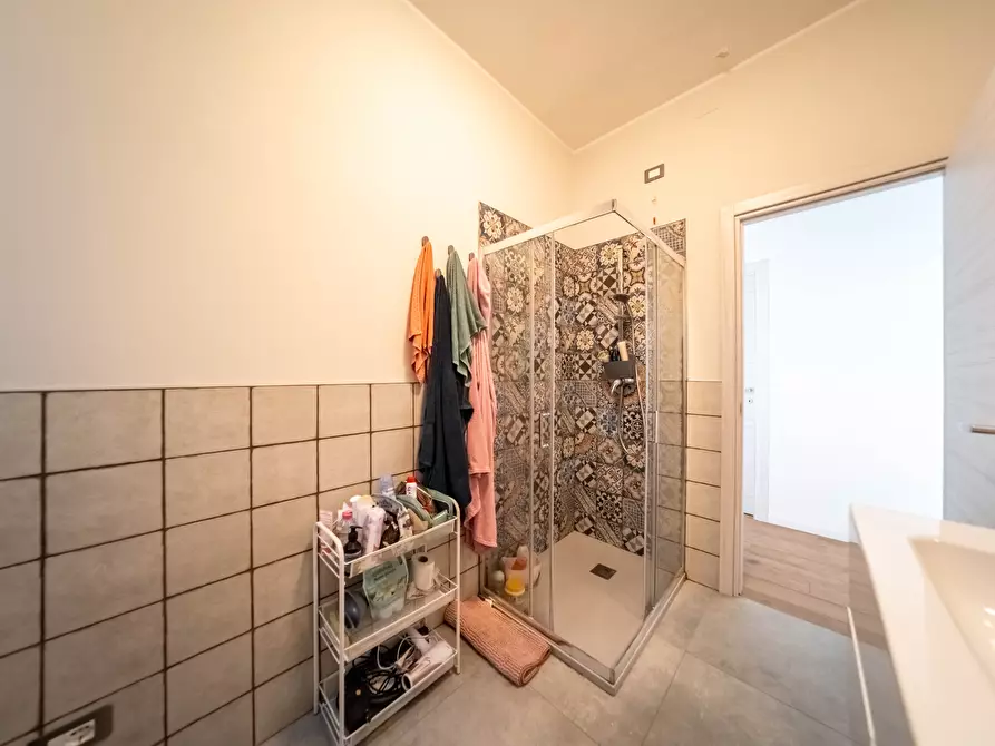 Immagine 17 di Pentalocale in vendita  in borgo basini 3 a Parma