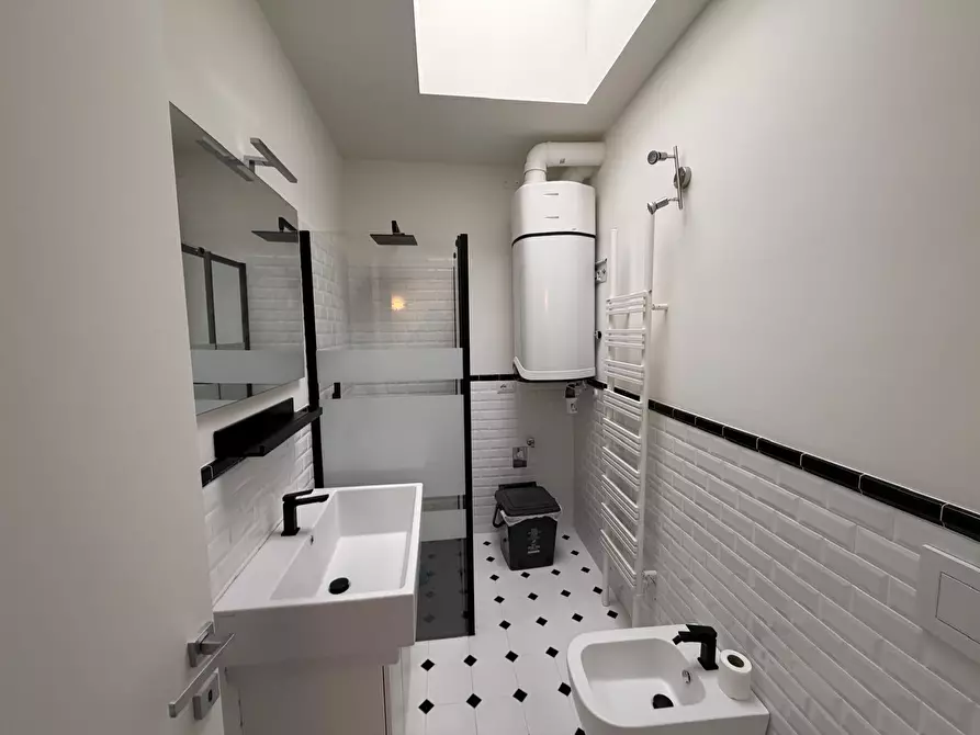 Immagine 13 di Bilocale in affitto  in Viale Mentana 134 a Parma