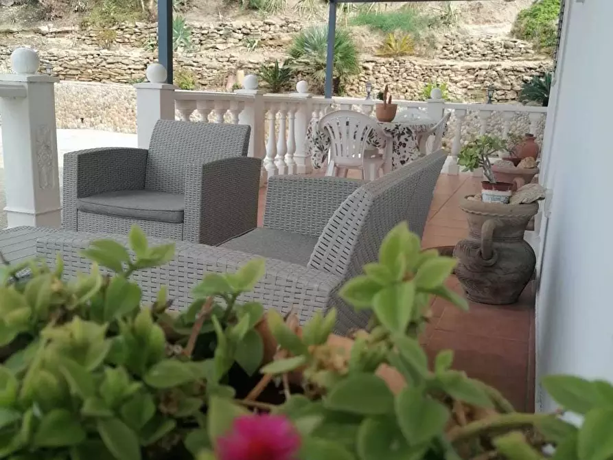 Immagine 2 di Casa indipendente in vendita  a Balestrate