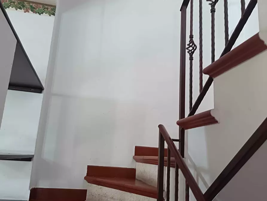 Immagine 30 di Porzione di casa in vendita  a Balestrate