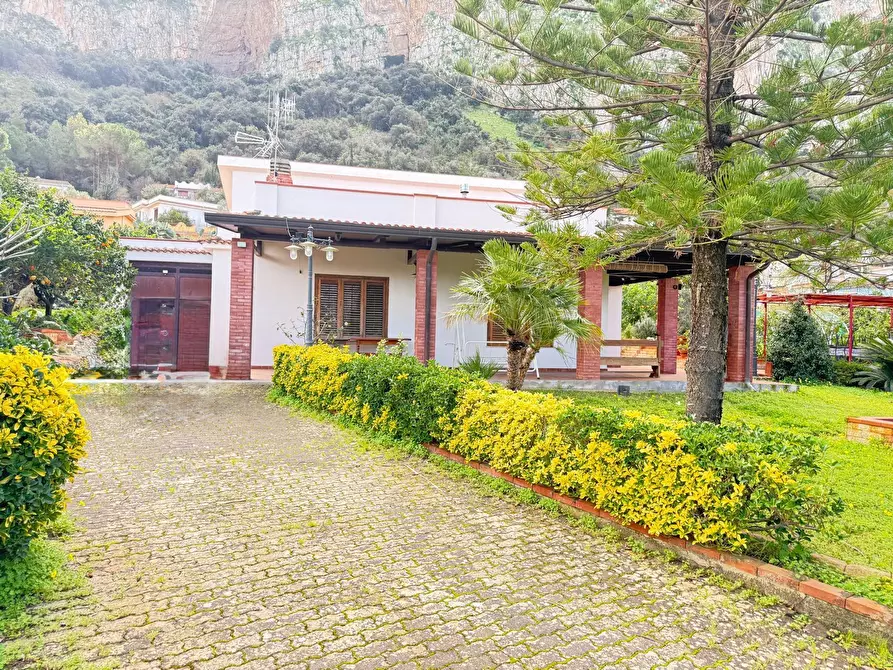 Immagine 22 di Casa indipendente in vendita  a Carini