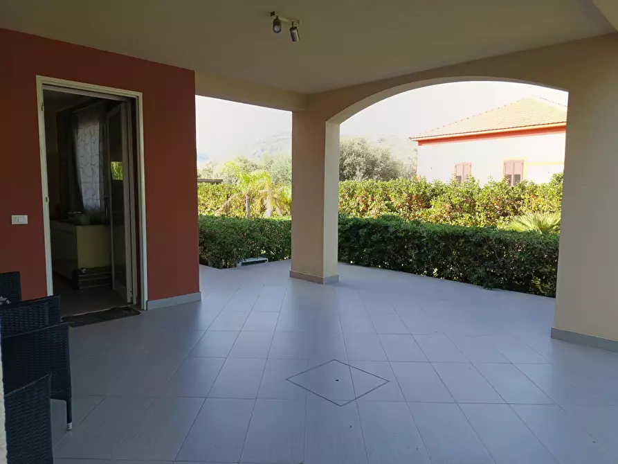 Immagine 49 di Villetta a schiera in vendita  a Castellammare Del Golfo