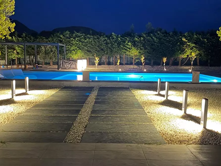 Immagine 52 di Villa in vendita  a Partinico