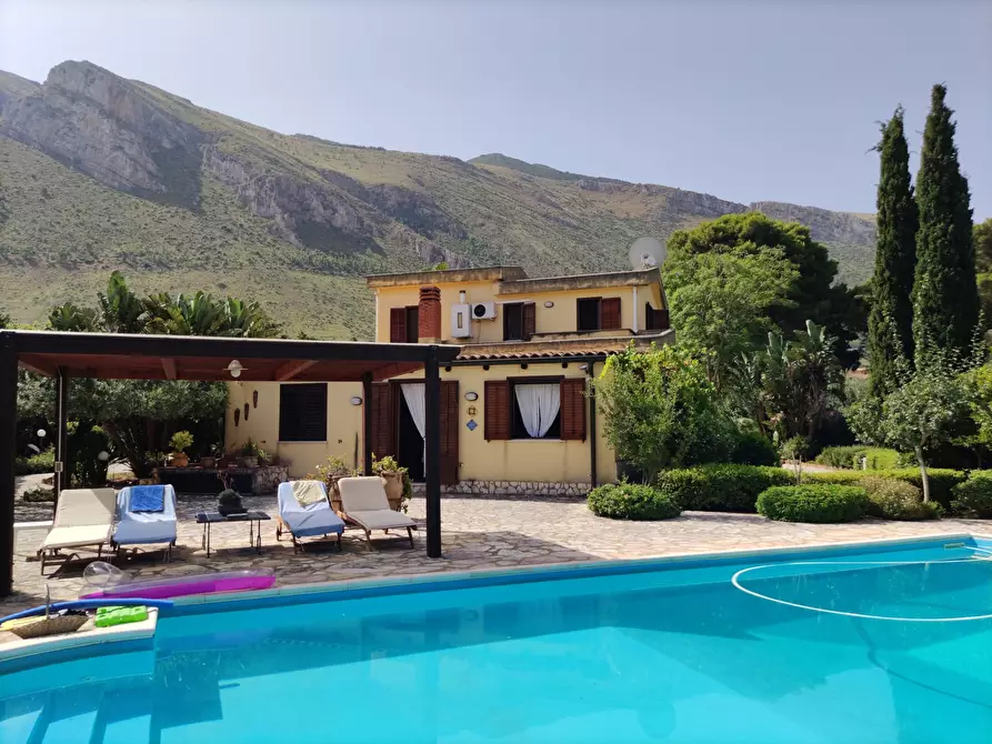 Immagine 12 di Villa in vendita  a Castellammare Del Golfo