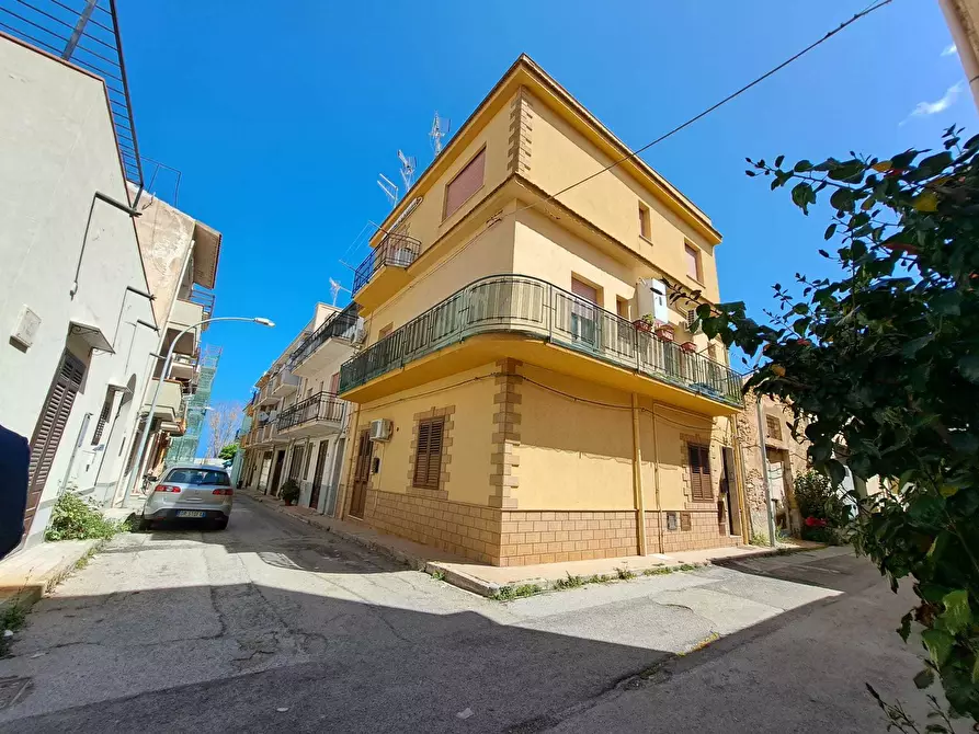 Immagine 32 di Trilocale in vendita  a Balestrate