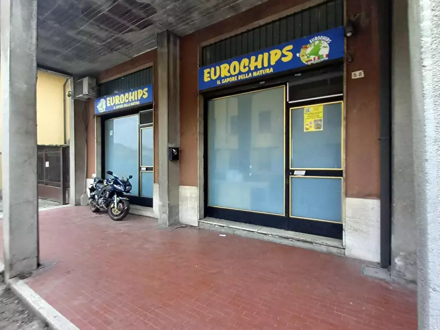 Immagine 2 di Locale commerciale in vendita  in Via Cavour 58 a Sant'angelo Lodigiano