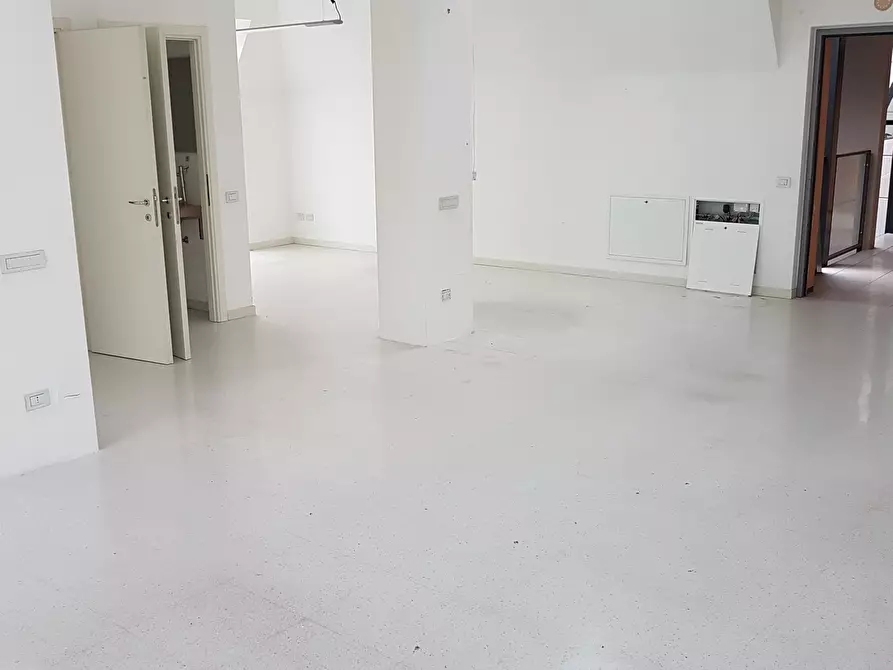 Immagine 1 di Ufficio in affitto  in Via Massimo D'Azeglio 20 a Lodi