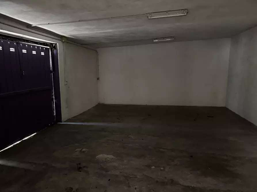 Immagine 11 di Ufficio in vendita  in Via XX Settembre 33 a Castiraga Vidardo