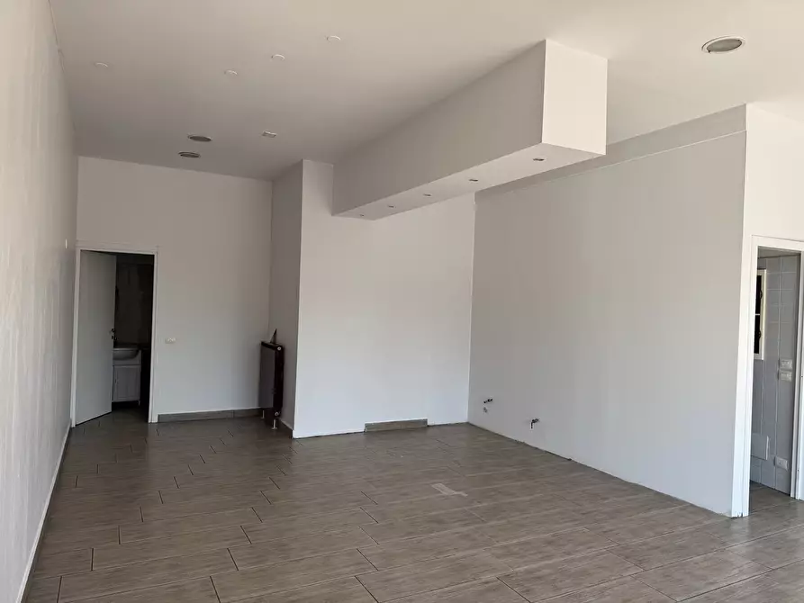 Immagine 10 di Locale commerciale in affitto  in Via Lodi 5 a Cornegliano Laudense