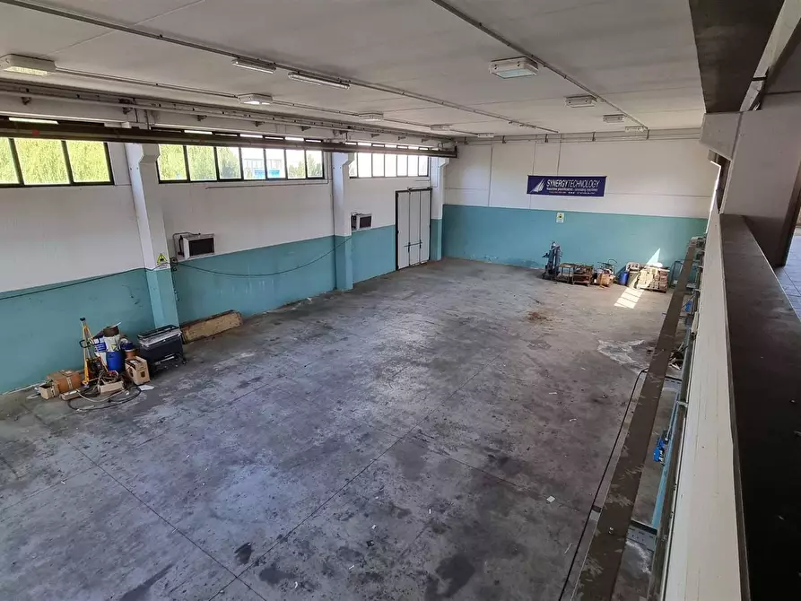 Immagine 11 di Capannone industriale in vendita  in Via G. Curioni 4 a Galgagnano