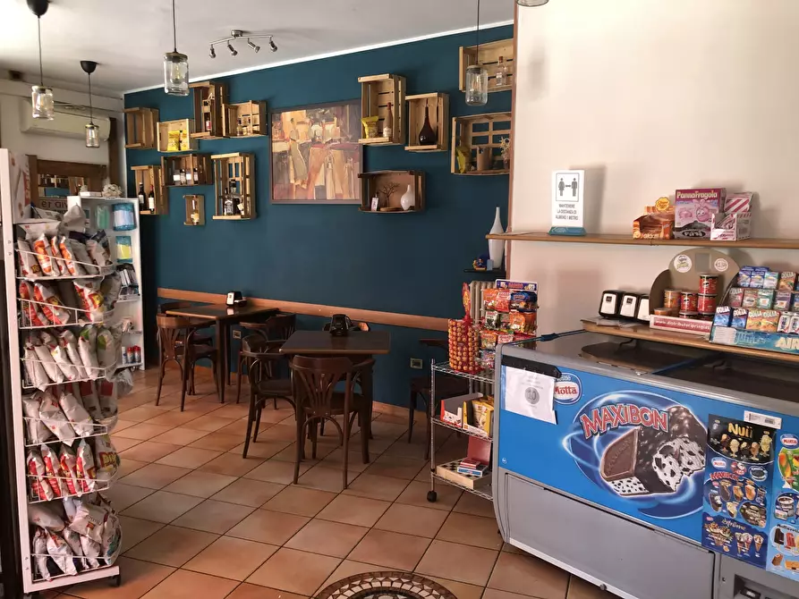 Immagine 8 di Bar / Ristorante in vendita  in Via San Giovanni Bosco 24 a Tavazzano Con Villavesco