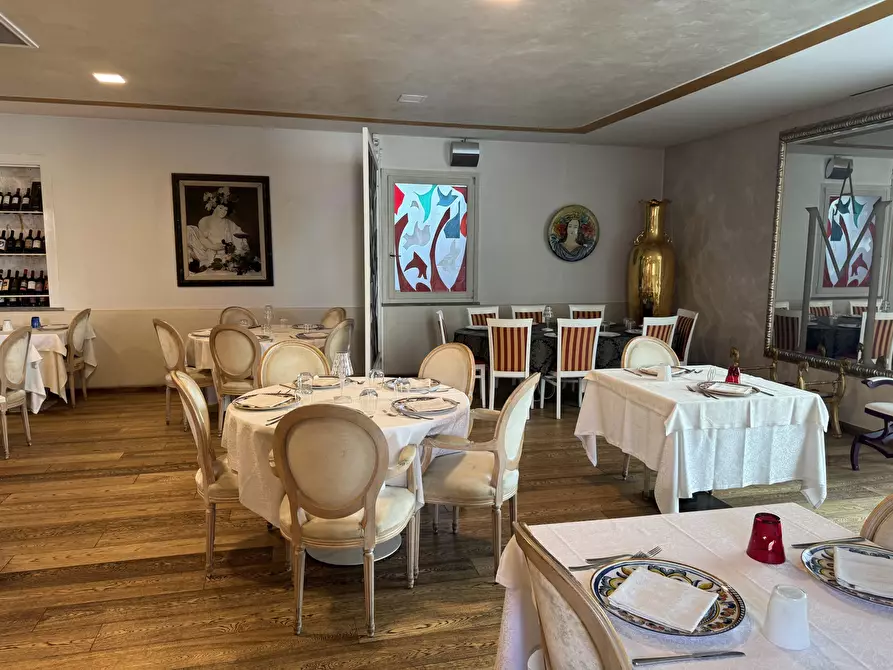 Immagine 16 di Bar / Ristorante in vendita  in Piazza Caduti, 4 a Sant'angelo Lodigiano
