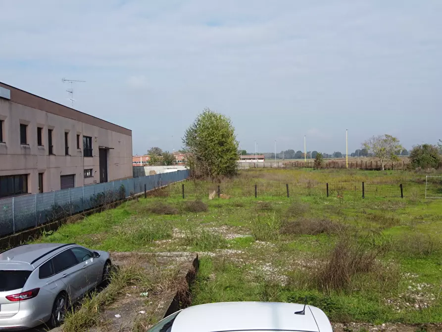 Immagine 12 di Terreno industriale in vendita  in Via Cascina Canali a Vidigulfo