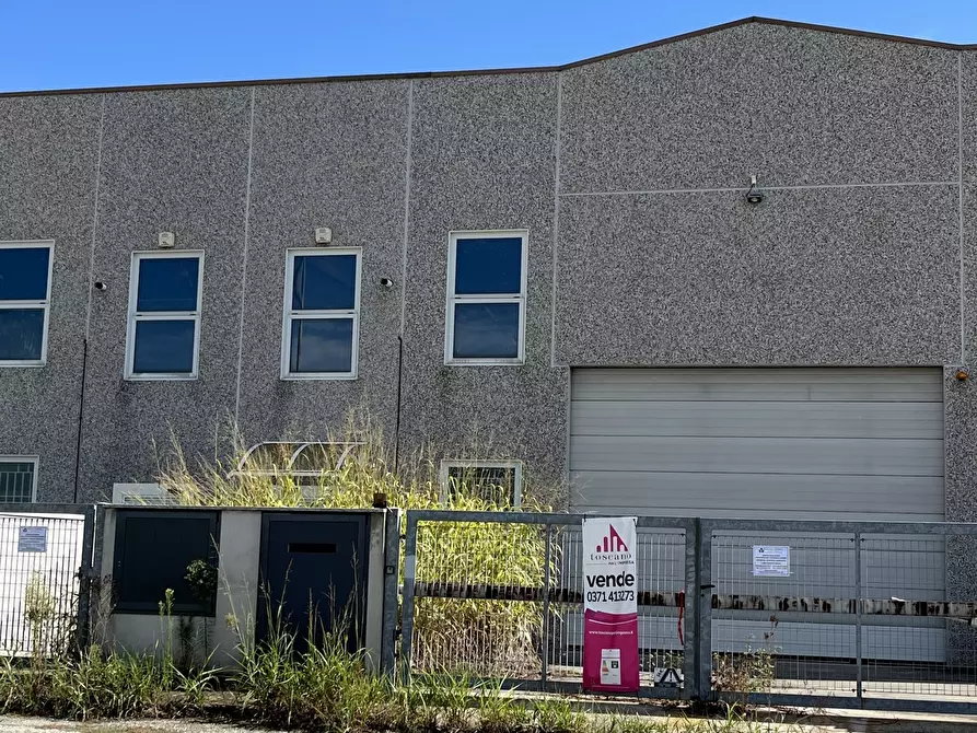 Immagine 4 di Capannone industriale in vendita  in Dossino 31 a Cura Carpignano