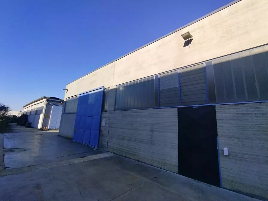 Immagine 4 di Attività artigianale in vendita  in Via Casellati 8 a San Giovanni In Croce