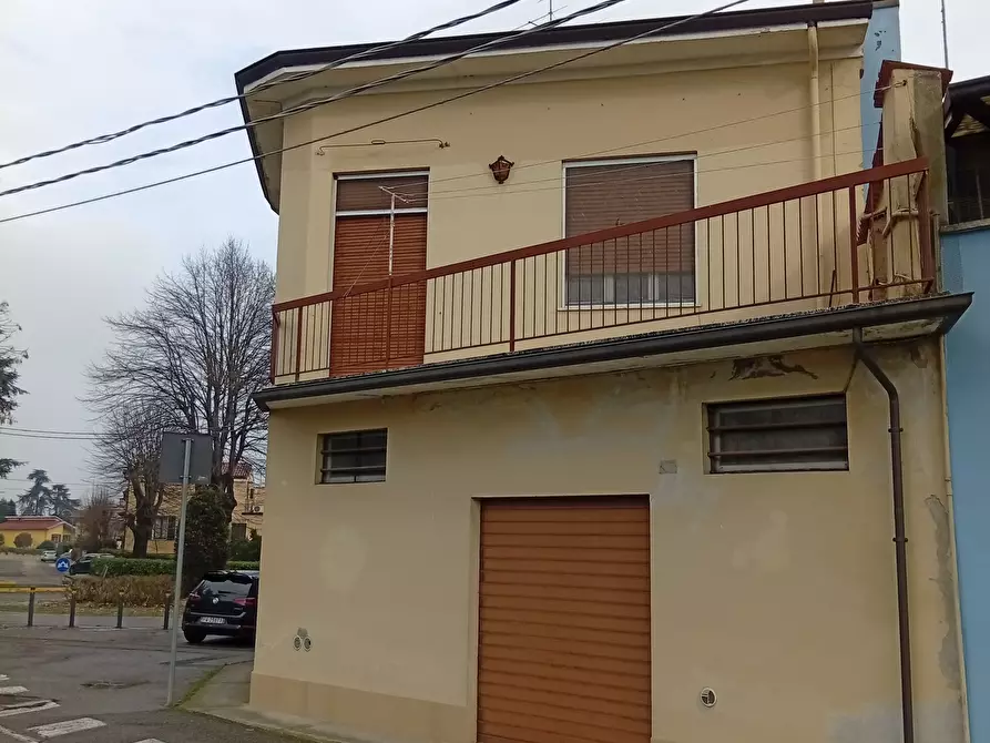 Immagine 3 di Villa in vendita  in Via Baldesio 109 a Casalmaggiore